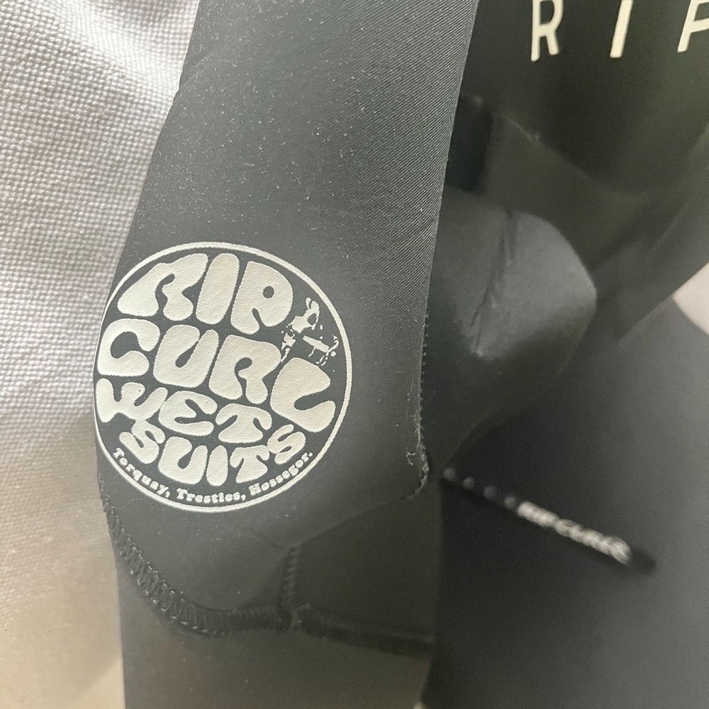 RipCurl Omega Black Neoprene Wetsuit